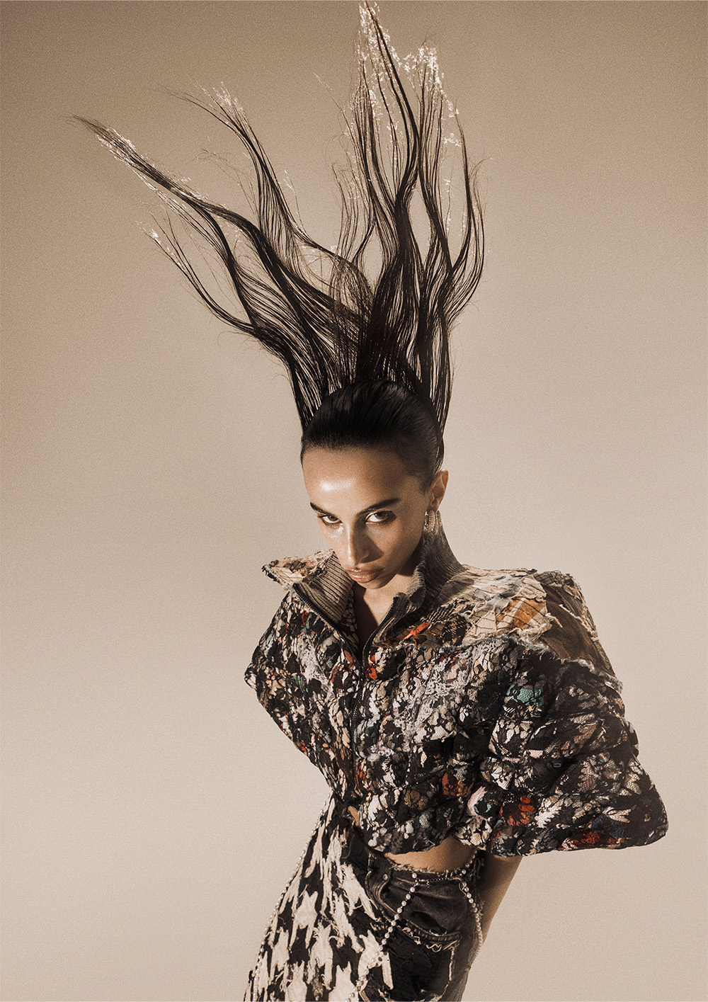 Avant Garde Spiky Waves – Benjamin Martin – Jewellery Box Collection